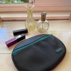 Frances Denney Makeup Case Ribbed Black Vinyl with a Zipper Closure